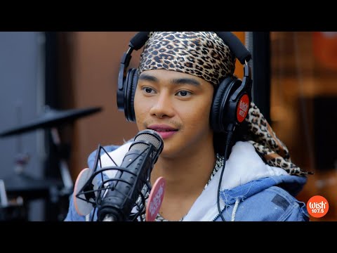 Jhayvot G performe “DYOSA” Live On Wish 107.5 Bus