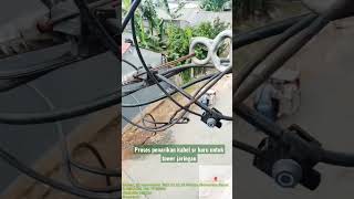 Download lagu PROSES PEMASANG KABEL SR BARU UNTUK TOWER PEMANCAR JARINGAN@MARIYADI1452 mp3