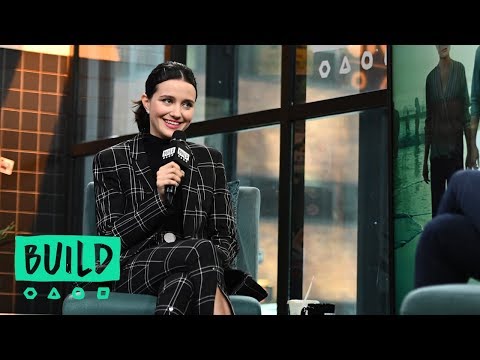 download lagu mp3 mp4 Julia Goldani Telles, download lagu Julia Goldani Telles gratis, unduh video klip Julia Goldani Telles