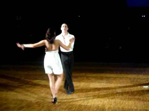 Míra a Karolína cha cha cha