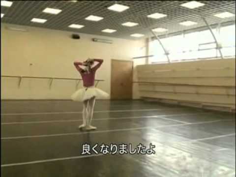 Olesya Novikova - Kitri Variation (act 3) rehearsal