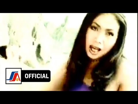 Ade Irma - Gelora Cinta (Official Music Video)