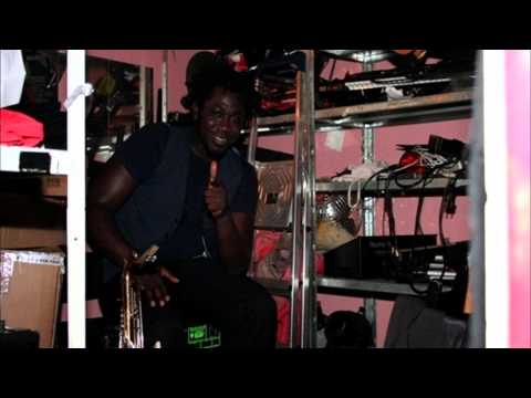 Imam Baildi - I Zoi Mas Einai Ligi -5|25 Live Sessions En Leyko