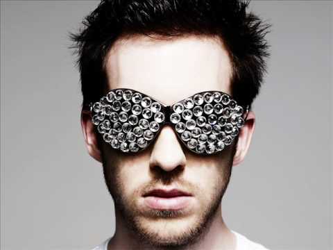 fedde le grand vs. Calvin Harris - control flashback (alberto casella mash up)