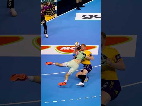 1️⃣🆚1️⃣ MADNESS 😱 #håndbold #handball #ehfcl #clm