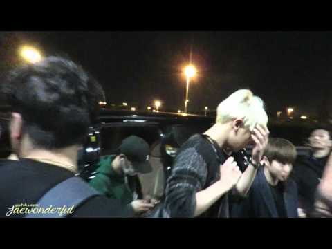 [Fancam] 160227 EXO departure from Jakarta/CGK #EXOLUXIONINA