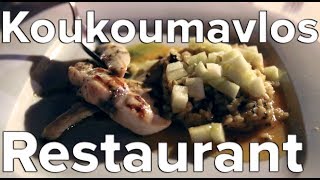 preview picture of video 'Koukoumavlos Restaurant Fira - Santorini Island'
