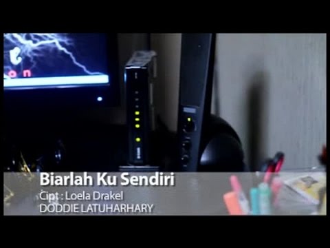 Doddie Latuharhary - Biarlah Ku Sendiri (Official Lyrics Video)