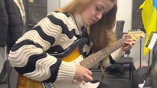 Chris Isaak - Life Will Go On (Elizabeth cover)
