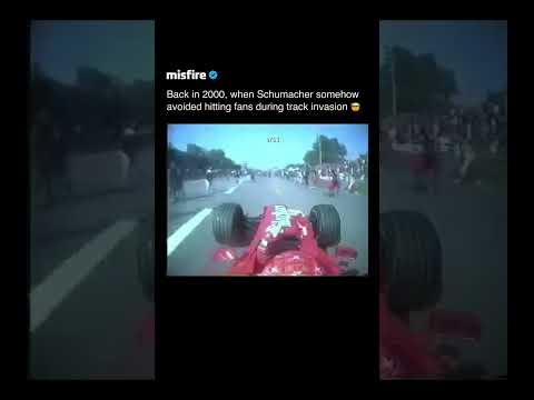Back in 2000, when Schumacher somehow avoided hitting fans during track invasion 🤯