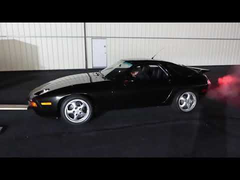 Transport of 1995 Porsche "928" GTS