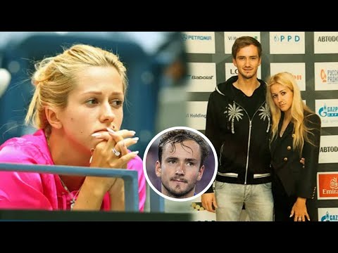 Daniil Medvedev Family Video With Wife Daria Medvedeva