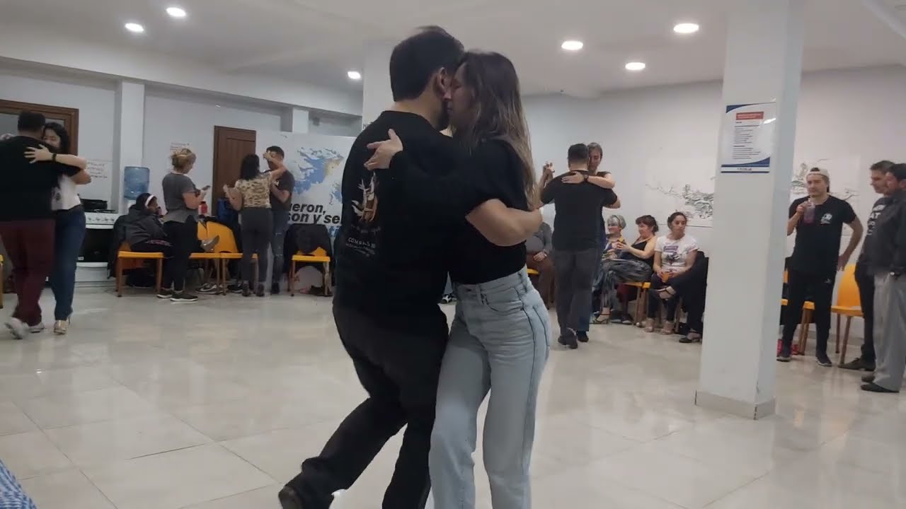 Con flauta y guitarra (Milonga - Héctor Varela) Mate Milonguero🧉 TDJ Aldo Orrego🎧 30/04/23