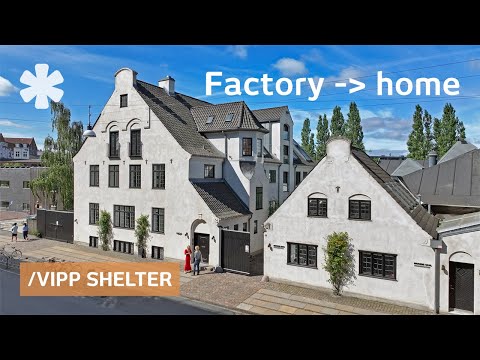 Gekauft wurde eine verlassene Fabrik. Jetzt baut dort Vipp Mini-Fertighäuser und Designklassiker.