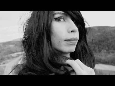 Mich Cota - Ayagwen/Wanderer