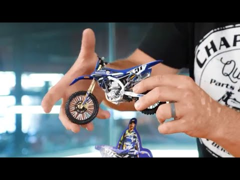 Un-Boxing! Justin Barcia YZ450F New Ray Toys JGRMX Yamaha 1:12 Scale Replica