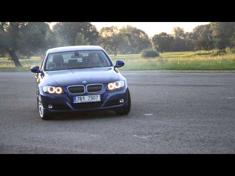 BMW 325i learning donuts