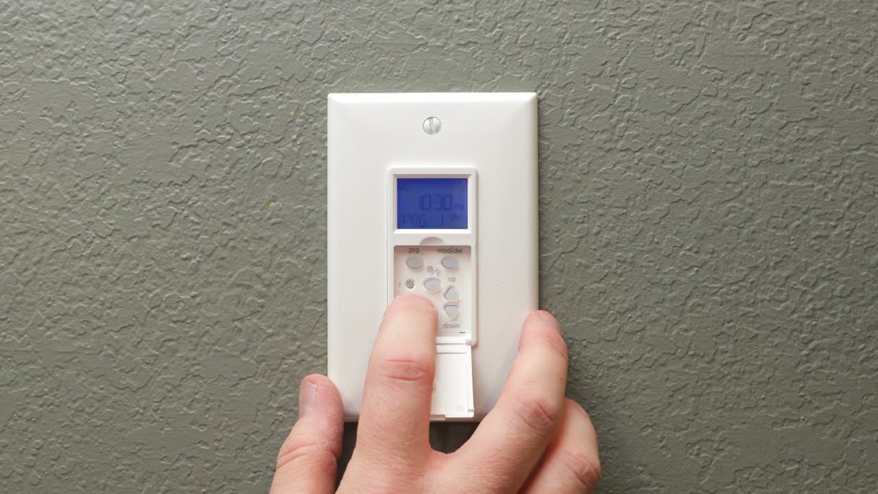 32648: Defiant 7-Day In-Wall Timer - Overview