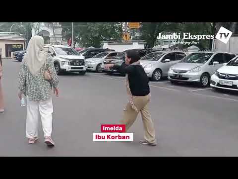 IBU KORBAN HISTERIS DITUDING MINTA UANG DAMAI OLEH TIM RIZKI