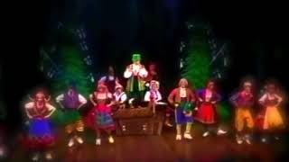 Monty Python&#39;s Spamalot - Fish Slapping Song