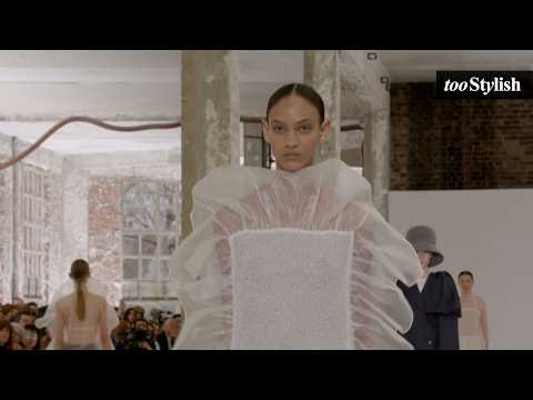 NINA RICCI Fall/Winter 2019-20 | Paris Fashion Week PFW | tooStylish Fashion Show [4K]