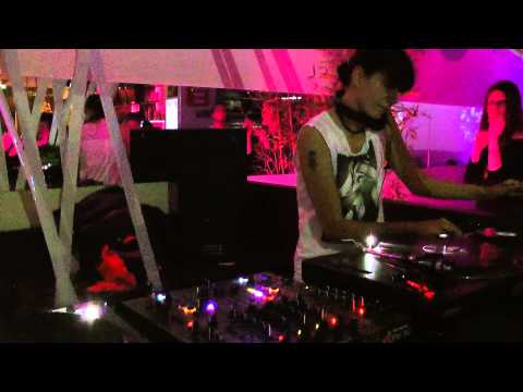 DANA RUH closing set @ G(ART)EN Vicenza ITA 20.11.2013