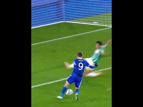 When Defenders Fall For it 😂🔥