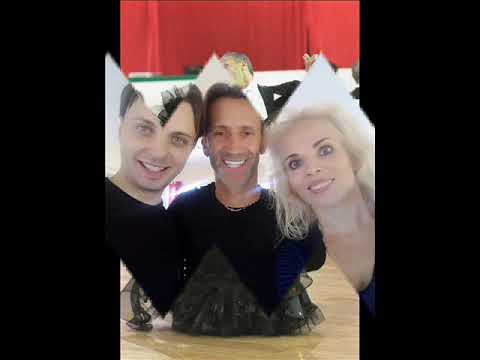 Scuola di ballo Italdance. Insegnanti e allievi. Slideshow.