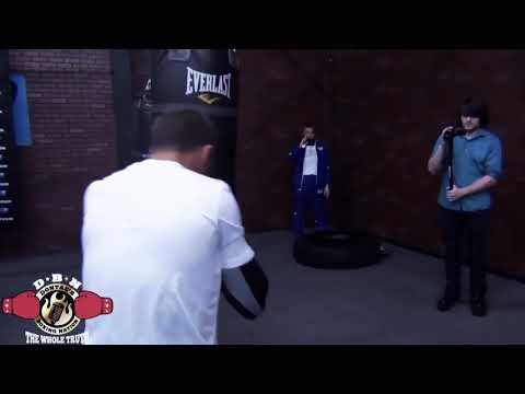 LOMACHENKO Killing Heavy Bag! HANDSPEED + POWER ⚡️ 👊  ЛОМАЧЕНКО НА МЕШКЕ