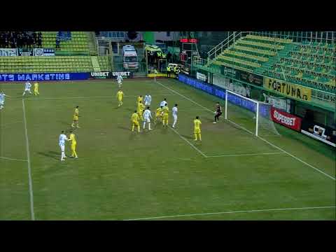 GOOOL! CS Mioveni - Universitatea Craiova 0-2. Markovic face dubla în nouă minute