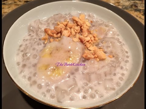 Traditional Vietnamese Banana Tapioca Pudding (Chè Chuối)