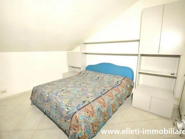 Marina di Massa Loc. Ronchi, a soli 100mt dal mare (parallela lungo mare), Bellissimo Appartamento