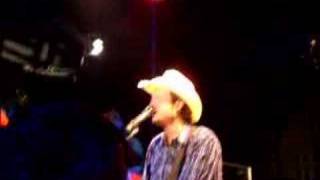 Blake Shelton/Don't Make Me