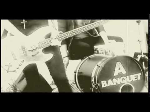 A BANQUET - Gold Frames (Official Music Video)