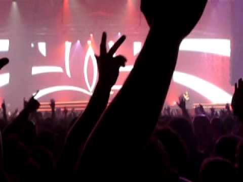 Armin Only Mirage: Armin van Buuren ft. Cathy Burton - I surrender