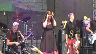 DIABLO SWING ORCHESTRA - Lucy Fears The Morning Star @ Brutal Assault 2010 ( good quality )