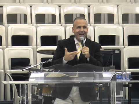 Tochas acesas decidem batalhas