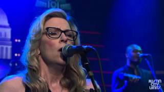 Austin City Limits Web Exclusive: Tedeschi Trucks Band "Laugh About It"