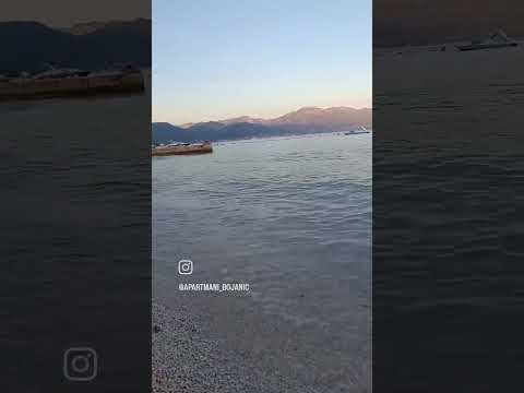 APPARTAMENTI E CAMERE CECA BOJANIC, alloggi privati a Djenović, Montenegro - Video