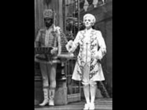 Tatiana Troyanos - W A Mozart "Le Nozze di Figaro" Cherubino's Aria Voi Che Sapete
