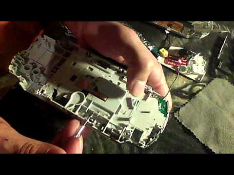 dissembling the psp 3000 for modding part 2 by lobo.