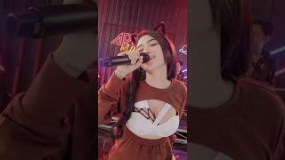 Download lagu Aku ikhlas aku lilo snajan ati iki loro Aku iklas aku lilo...(ARLIDA PUTRI FT DIKE SABRINA) #shorts mp3