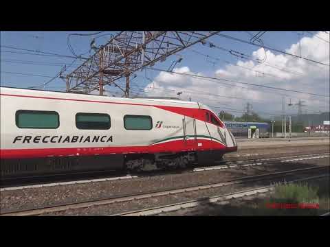PENDOLINO FRECCIABIANCA + E.401 CON IC SUN TRANSITANO A ARQUATA SCRIVIA. (AL) SAB. 28 - 5 - 2022.