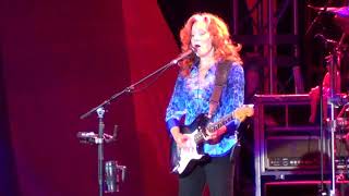 Bonnie Raitt @The Americana Musicfest, NYC 8/13/17 Burning Down The House