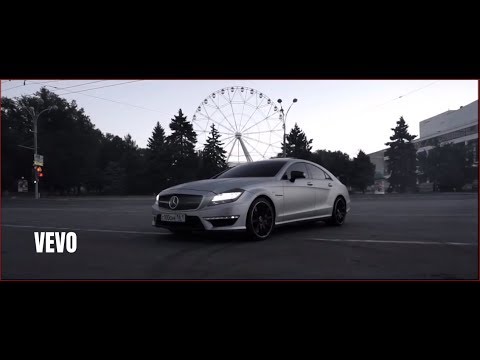 BOOGIE BITCHES - NAUGHTY B*TCH (Original Mix)