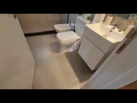 Video de YouTube - Apartamento en Venta de 2 dormitorios con  Garage en Centro, Montevideo