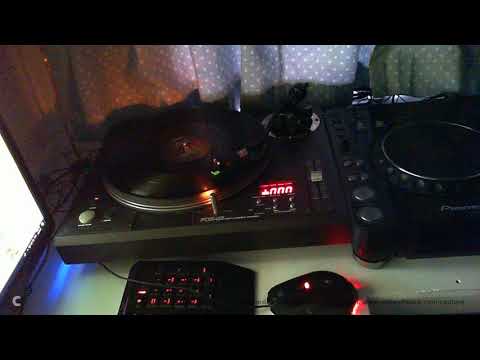 Technical Itch   Hunterseeker - Tech Freak LP1 Track F