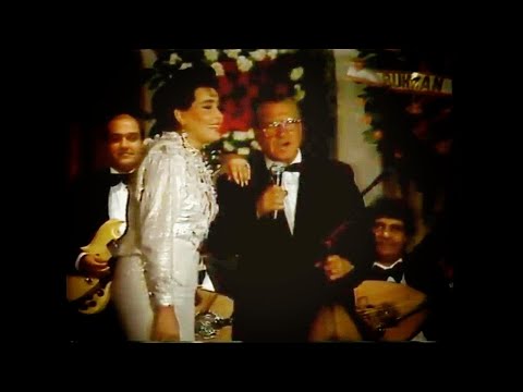 Kadri Şençalar - Gezdiğim Dikenli Aşk Yollarında 1988 (Kendi Eserini Canlı Okuyor)