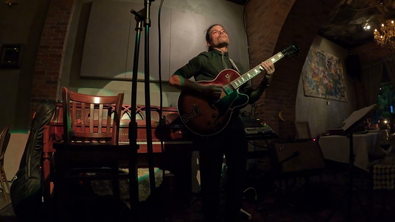 Promotional video thumbnail 2 for Richard Padrón, Guitarist for all occassions