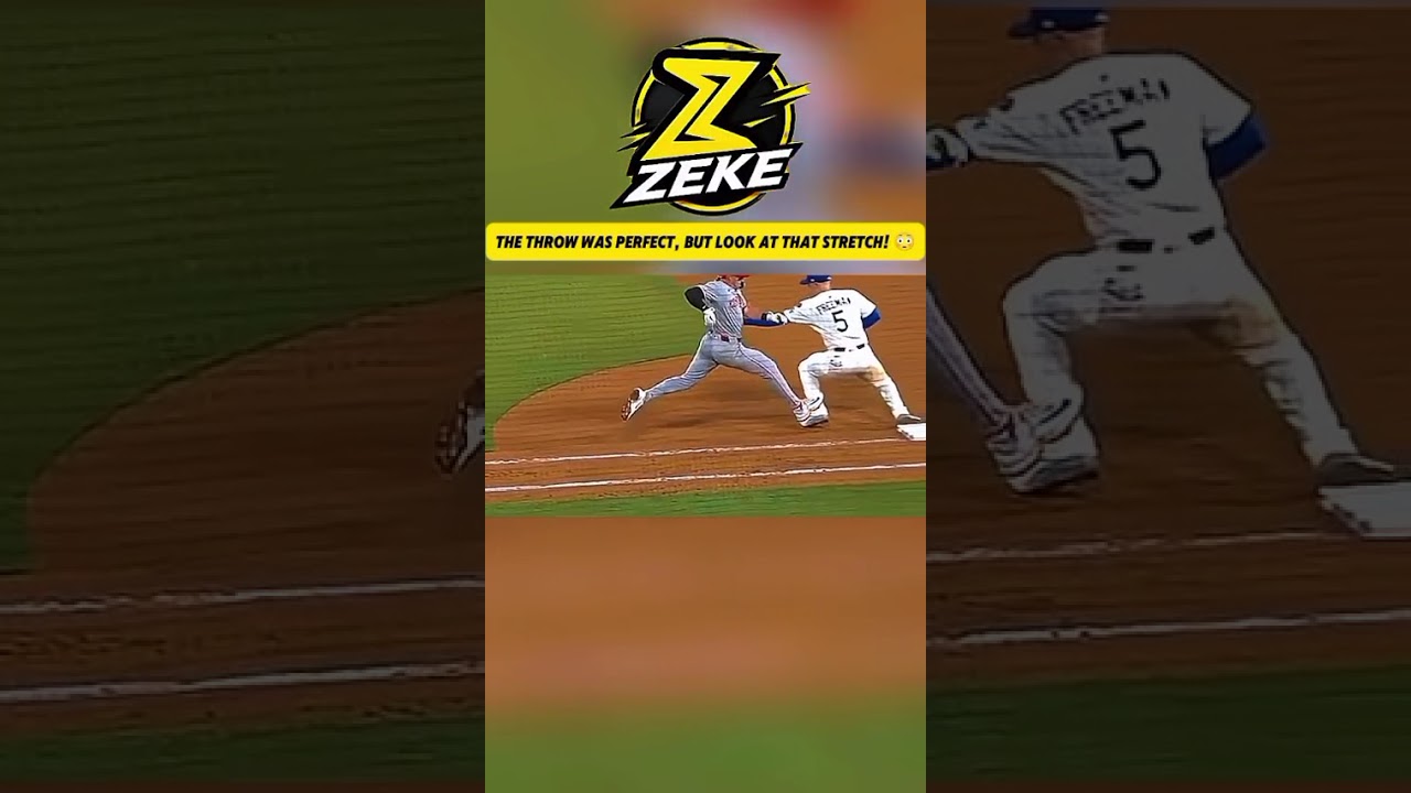 Perfect teamwork???? #baseball